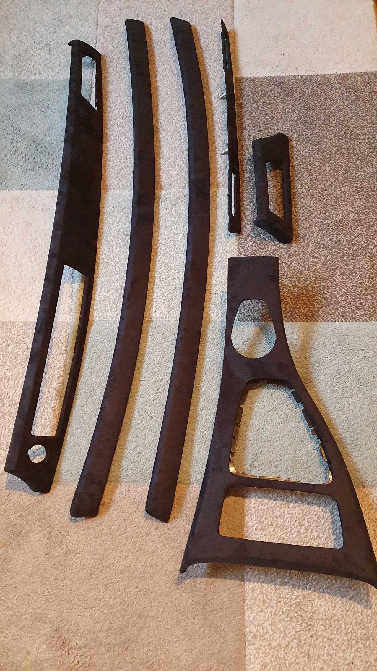 Alcantrafolie für Innenraum Auto Grafik von R3klame Werbetechnik in Merzig-Wadern und Trier