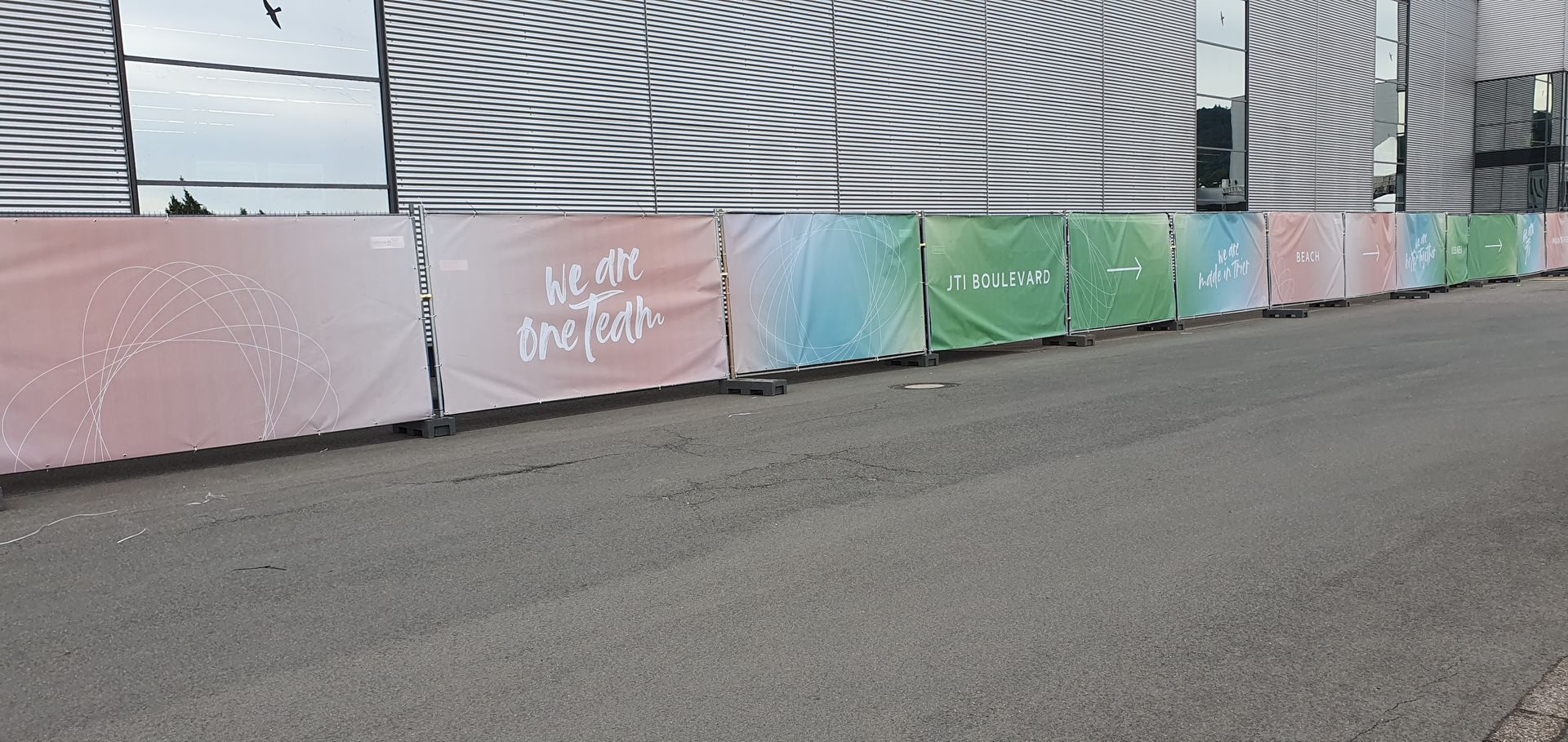 Werbung, Messenstand, Banner, Schilder von R3Klame Werbetechnik in Trier, Merzig und Luxemburg