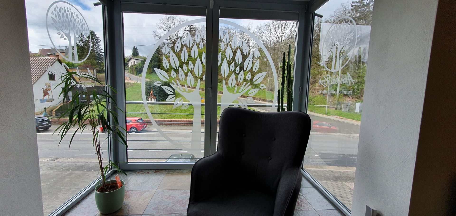 Milchglasdesign-Glasdekore von R3Klame Werbetechnik in Trier, Merzig und Luxemburg