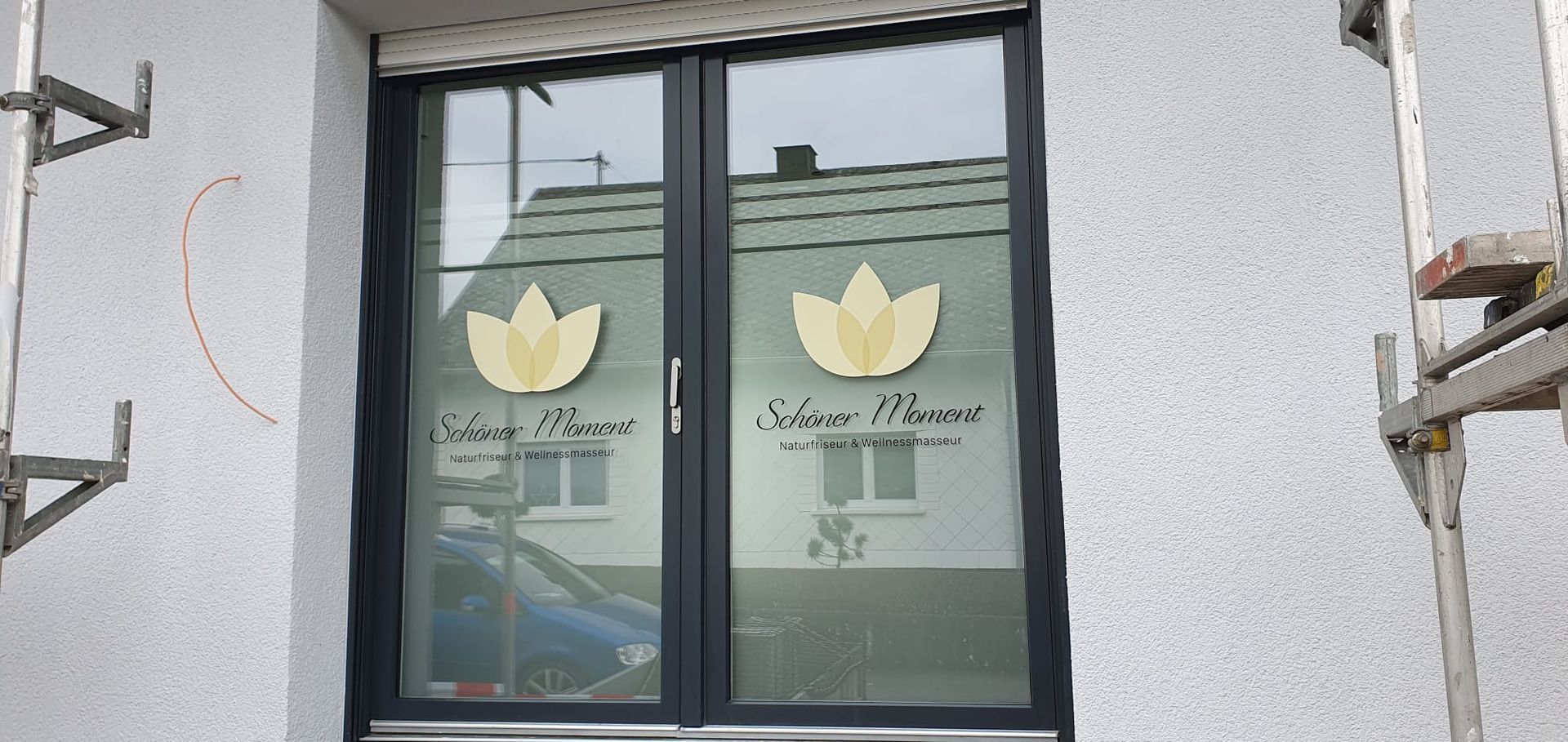 Beschriftung Fenster - Werbung - Firmenlogo Banner von R3klame Werbetechnik in Merzig-Wadern und Trier