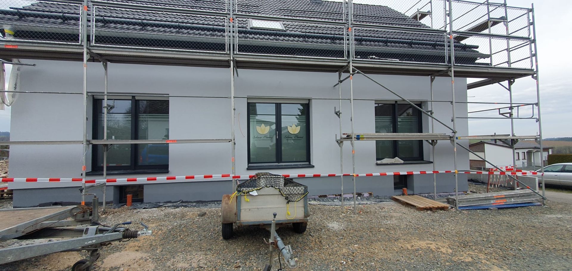 Milchglas - Fenster - Haus - Wohnung oder Firma - Sichtschutz von R3klame Werbetechnik in Merzig-Wadern und Trier