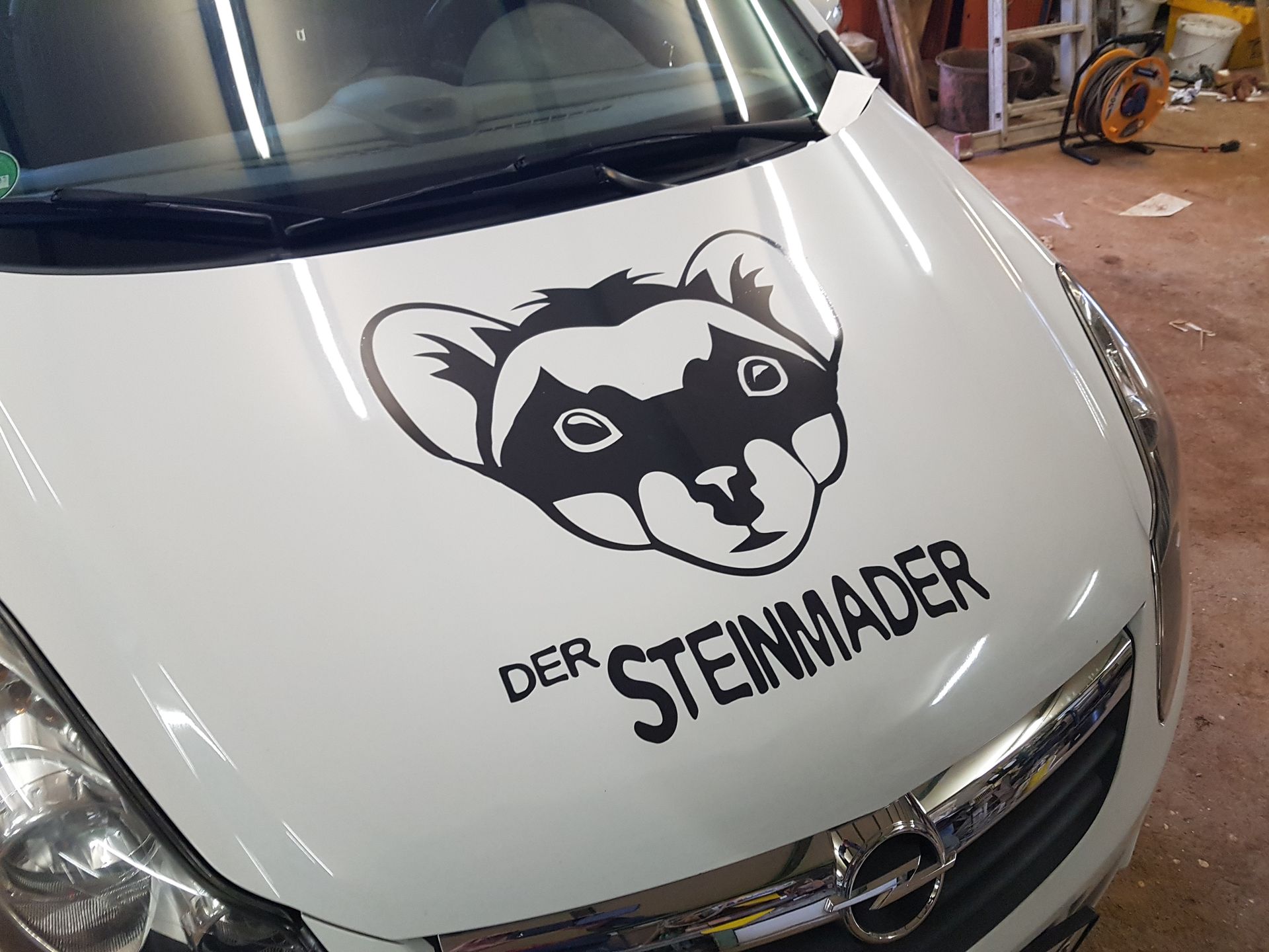 Fahrzeugbeschriftung - KFZ Werbung - Car Design - Folien Verklebung von R3klame Werbetechnik in Merzig-Wadern und Trier