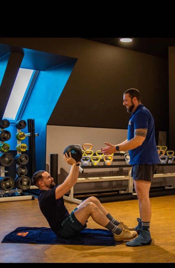 Training im Gym Bauchtraining im Gym