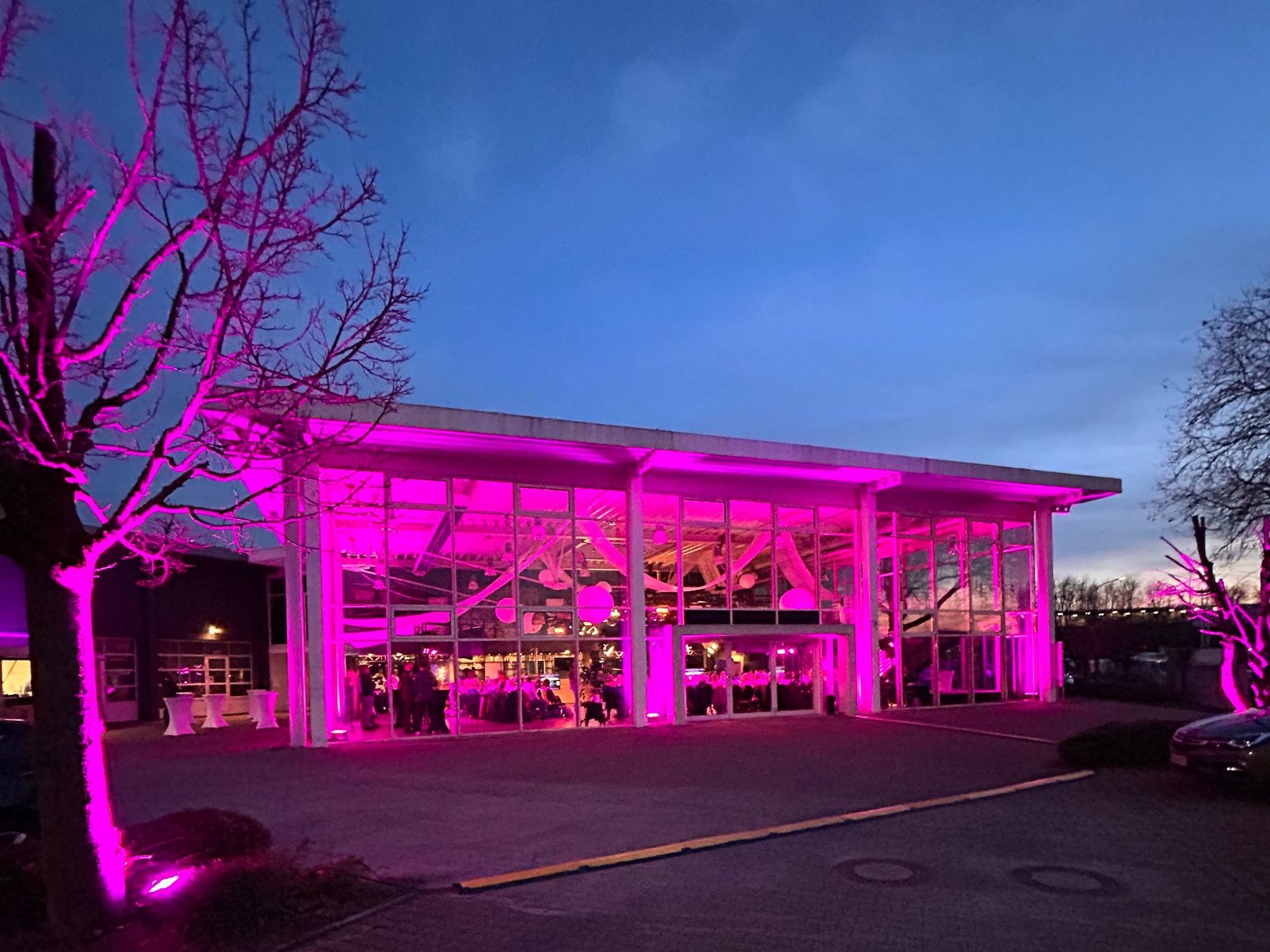 ! COMING SOON !
Krystall in Dortmund Kley