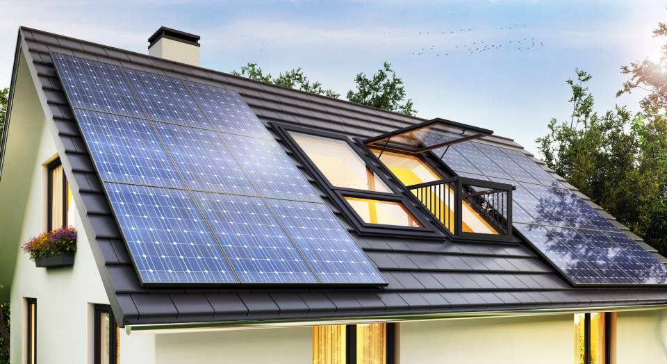 Solarplatten auf Haus