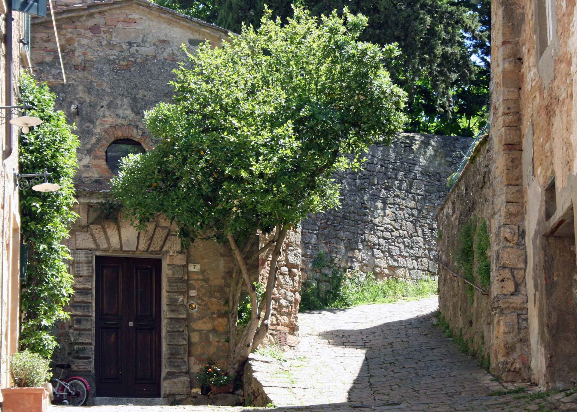Volterra wunderschöne Gasse