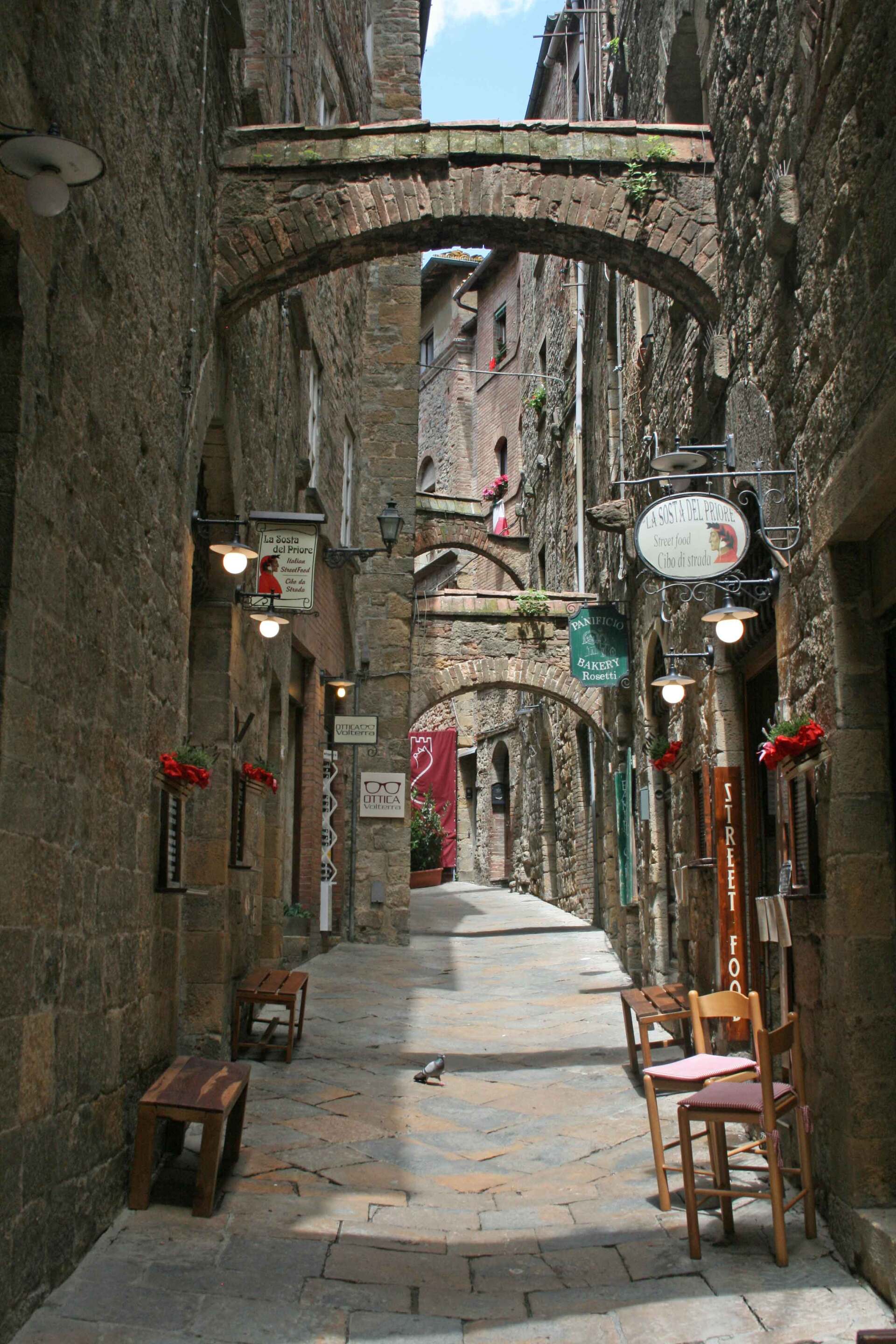 Volterra enge Gasse