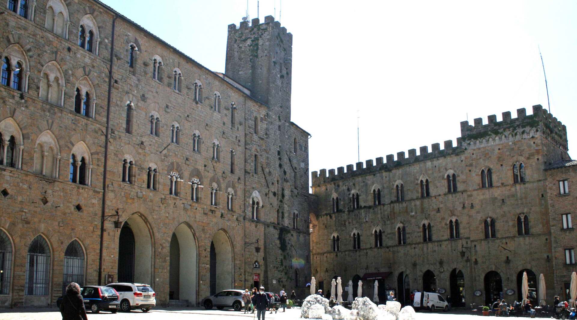 Volterra Piazza dei Priori