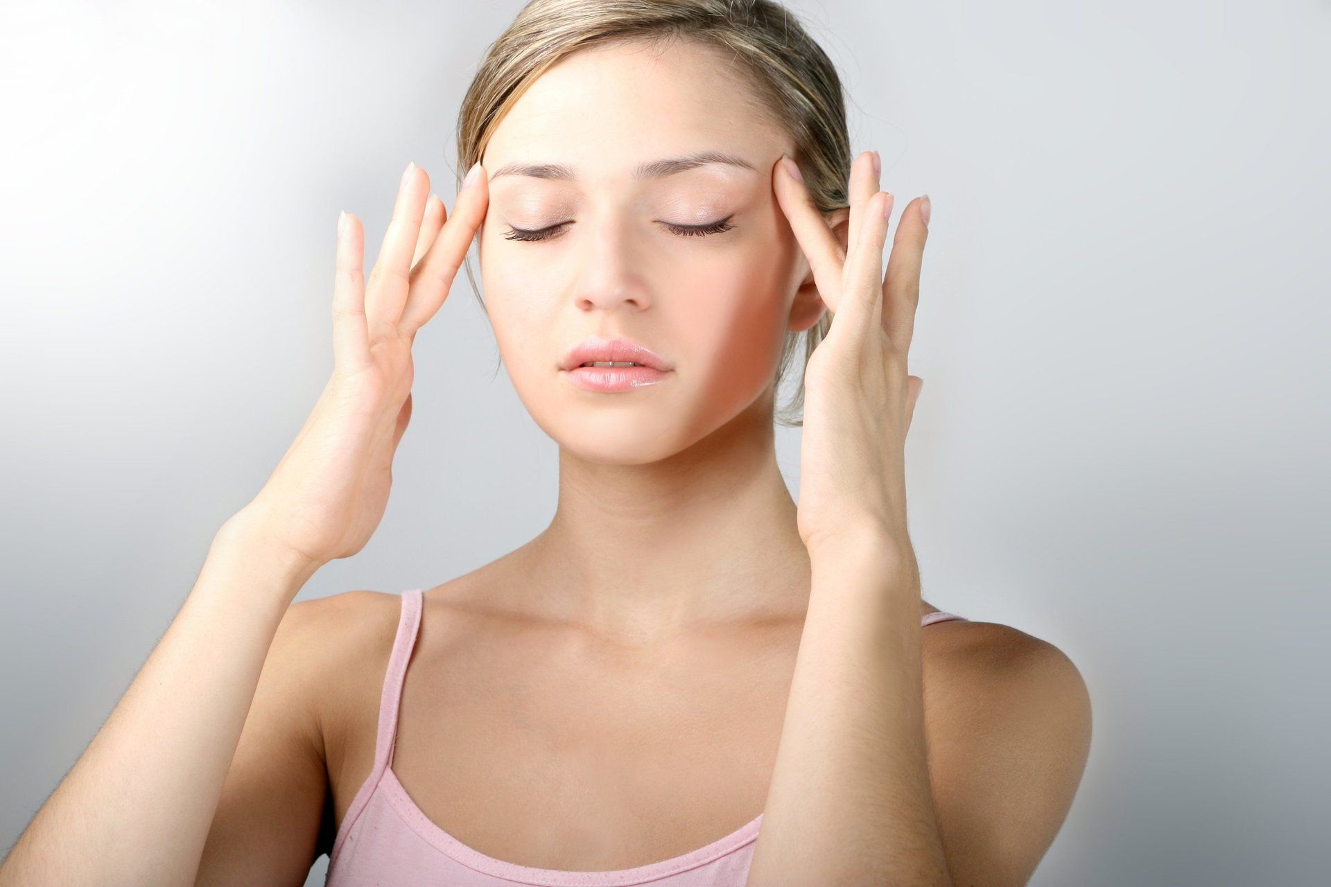 Schmerz , Schmerztherapie, Schmerzbehandlung , Migräne , Fibromyalgie , Liebscher Bracht LNB