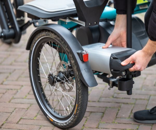 Zwei Akku-Steckplätze am Fun2Go 2.0