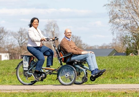 Das Parallel-Tandem FUN2GO (van Raam) gibt es bei veloprojekt