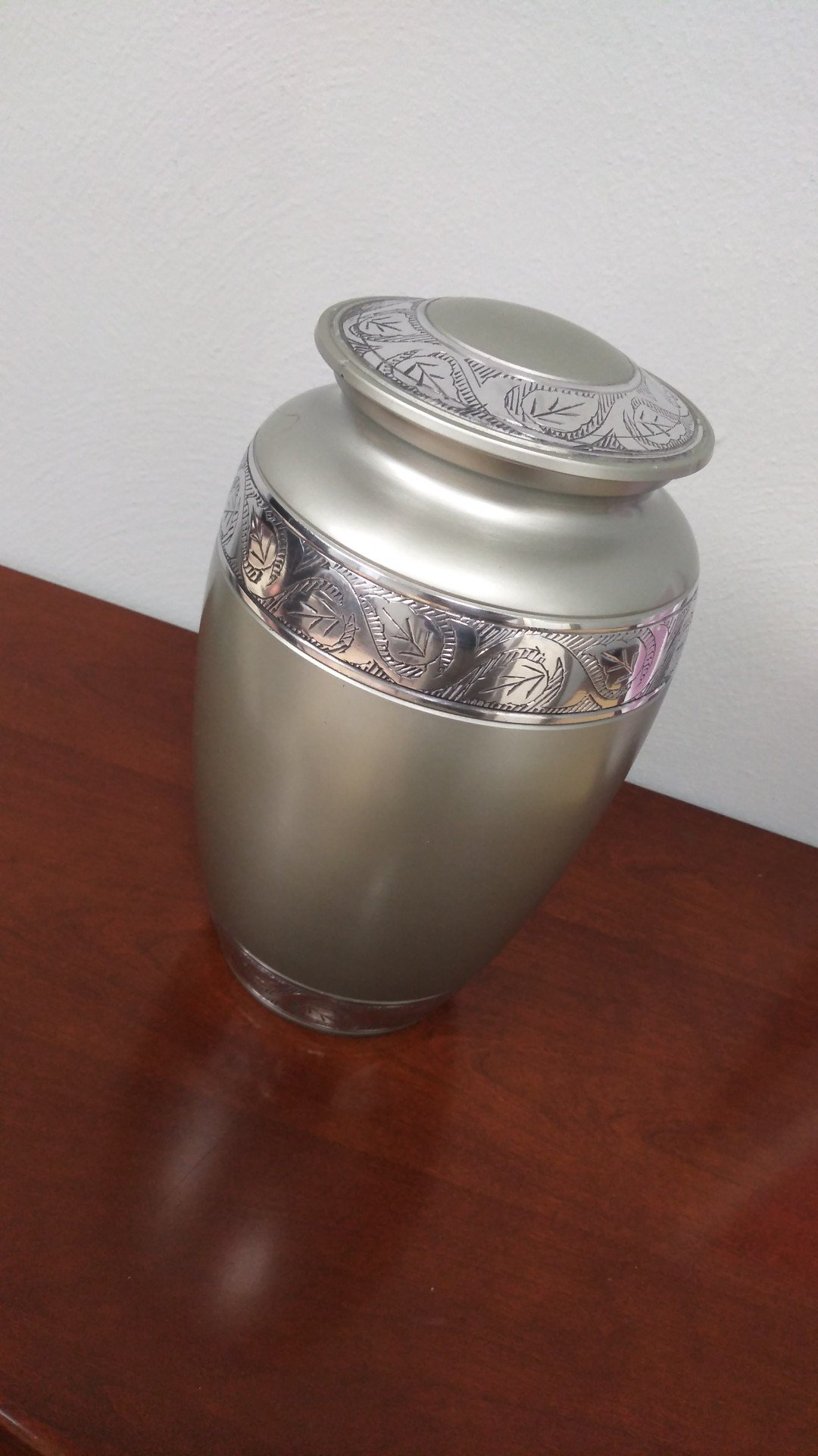 *FREE URN* with Memorial Package urn, cremation, Saint Louis, St. Louis, StL, cremation packages, cheapest St. Louis cremation