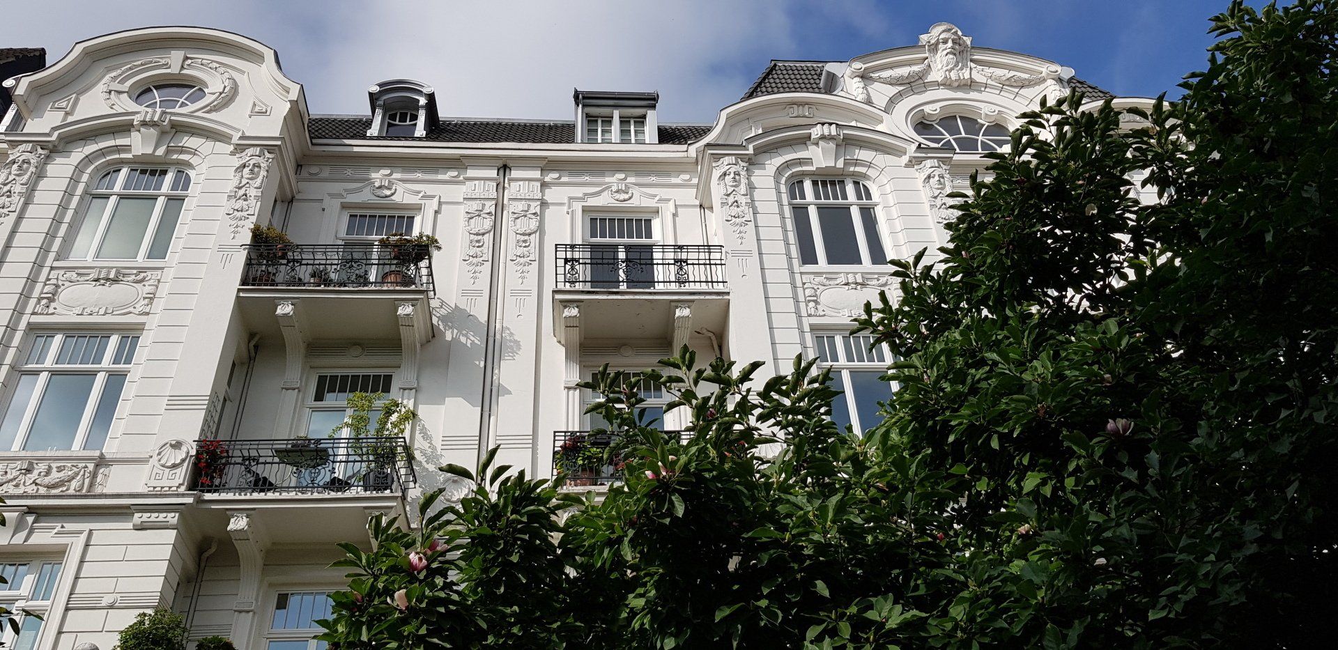 Gerne auch für Sie erfolgreich tätig! Erfolgreiche Vermittlung