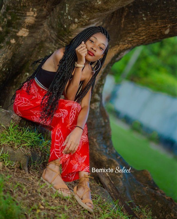 Mademoiselle S rencontre femme africaine