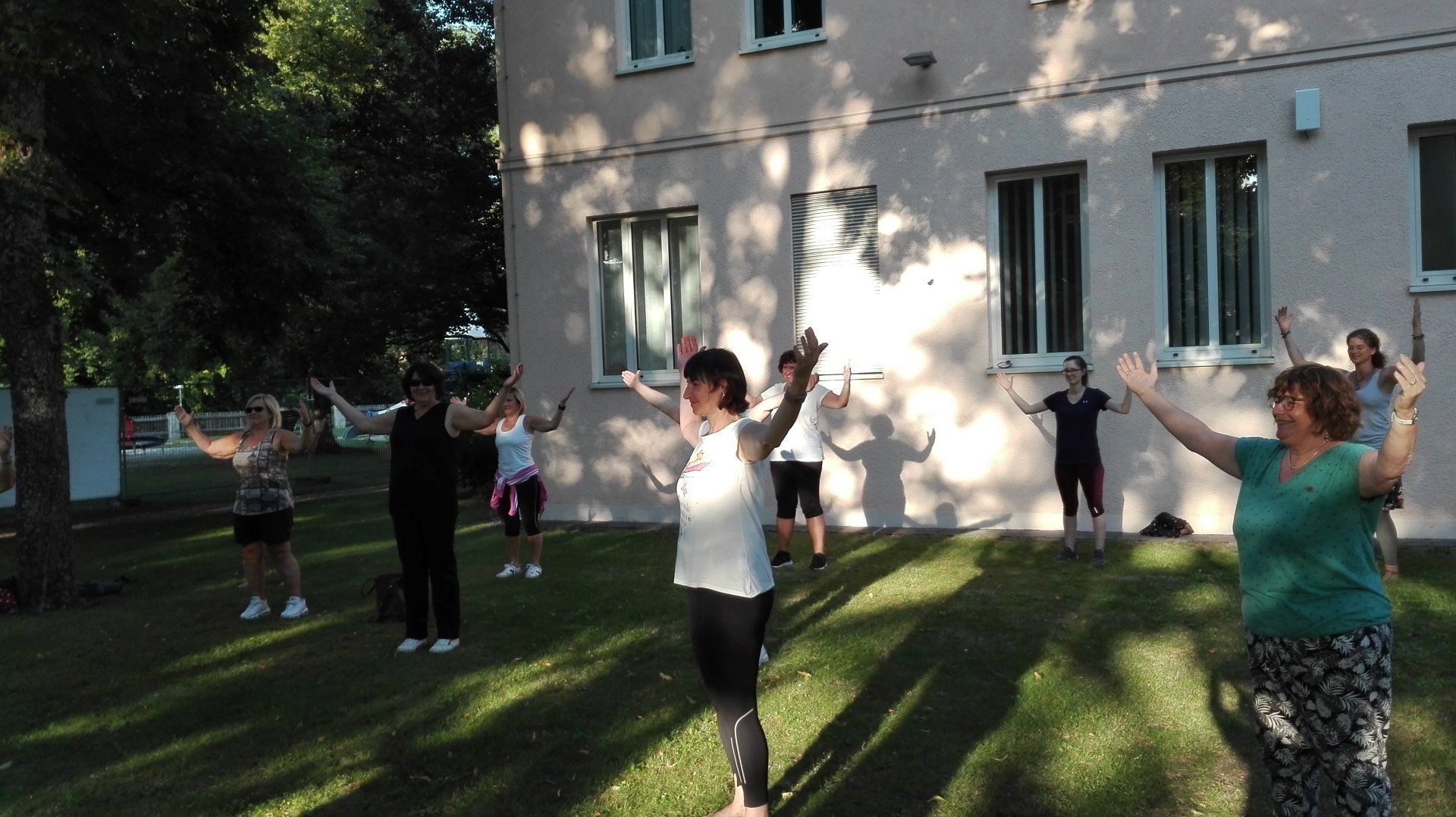 Qigong im Rathauspark Wendelstein