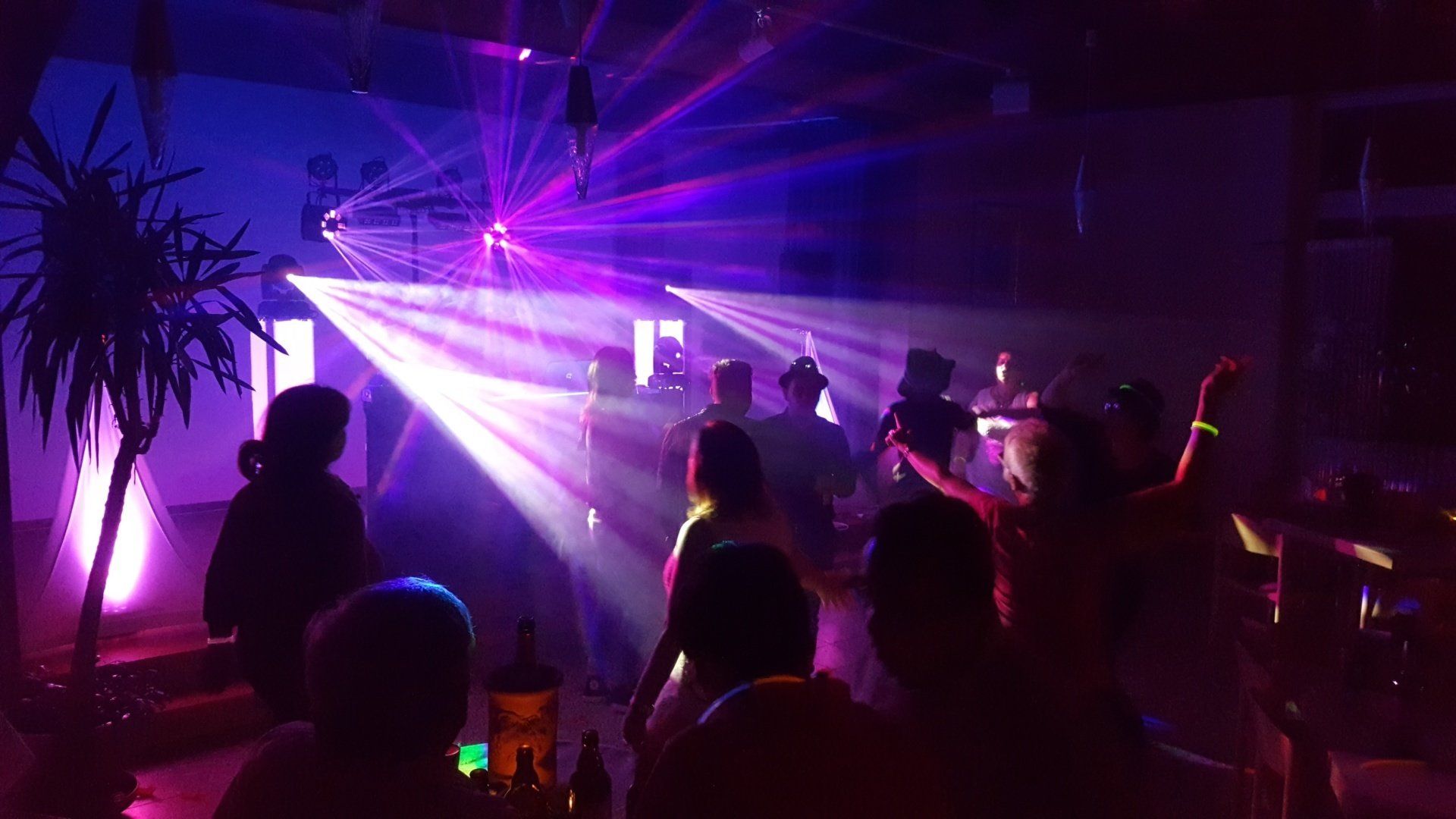 dj_mainz_moving_heads_beleuchtung