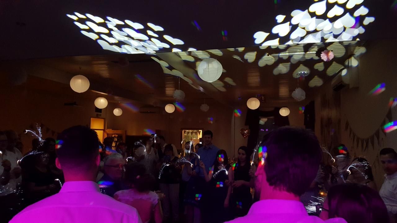 Der Hochzeitstanz - einfach schön dj_service_herzchen