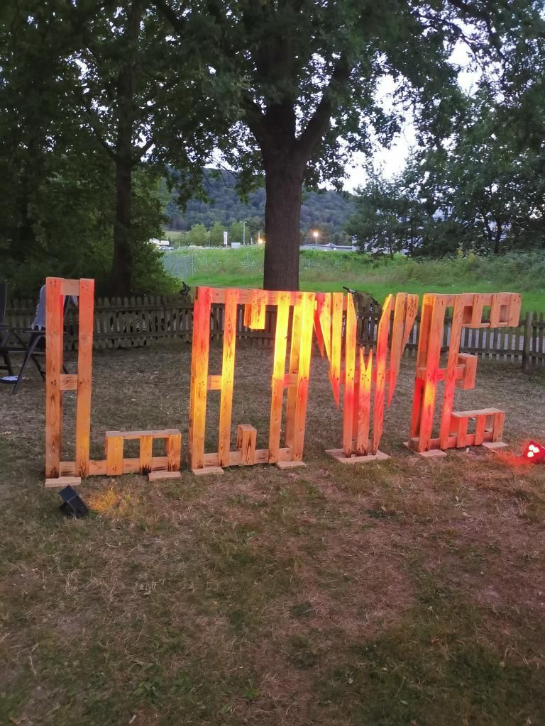 LOVE Buchstaben aus Holz