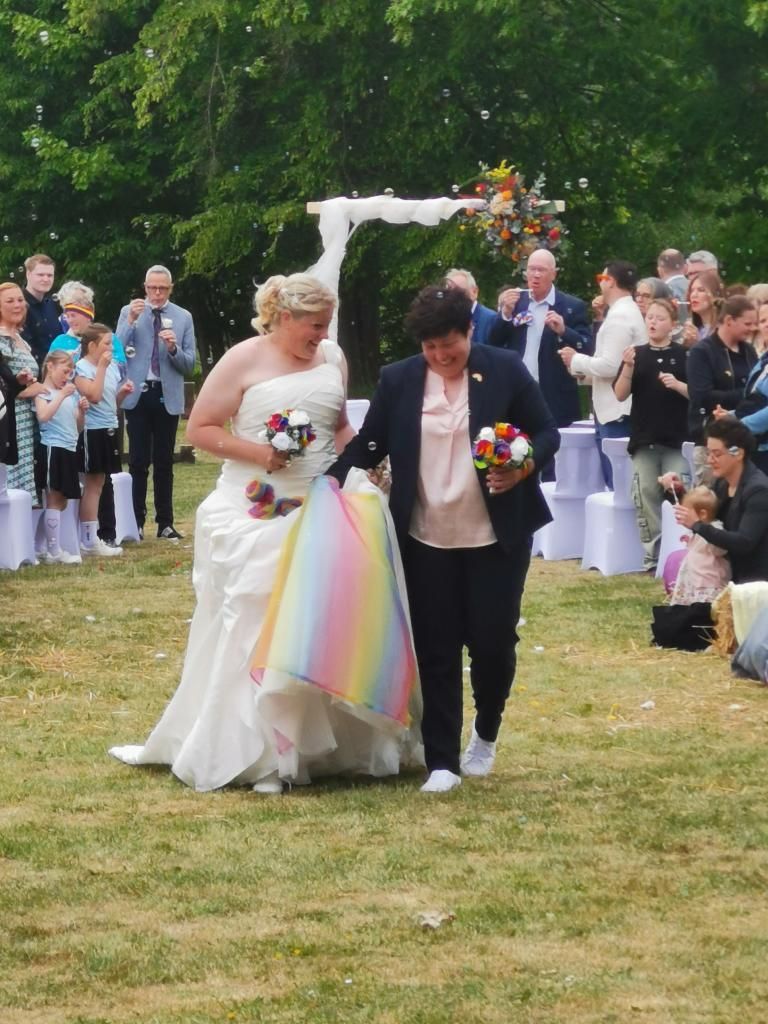 Brautpaar bei der Freien Trauung