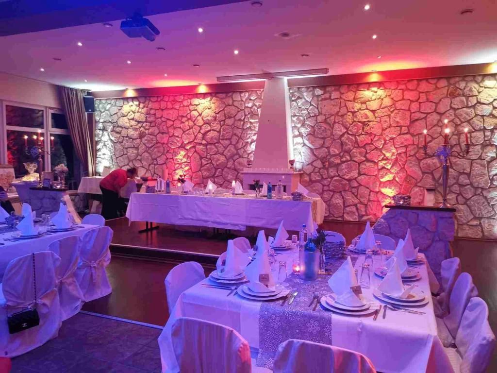 Restaurant To Limani dj_wiesbaden_mauer_spots