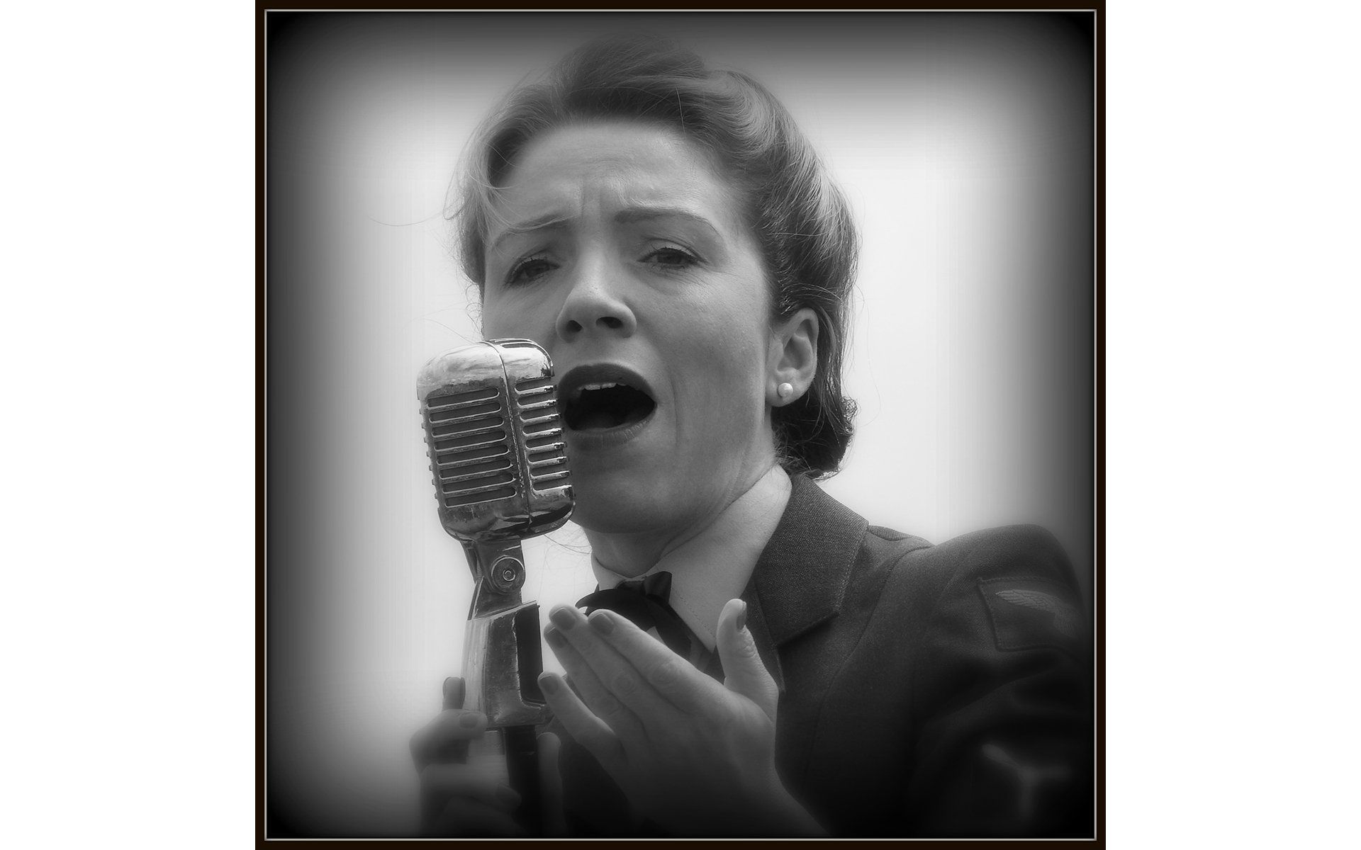 a portrait of a 1940s style singer