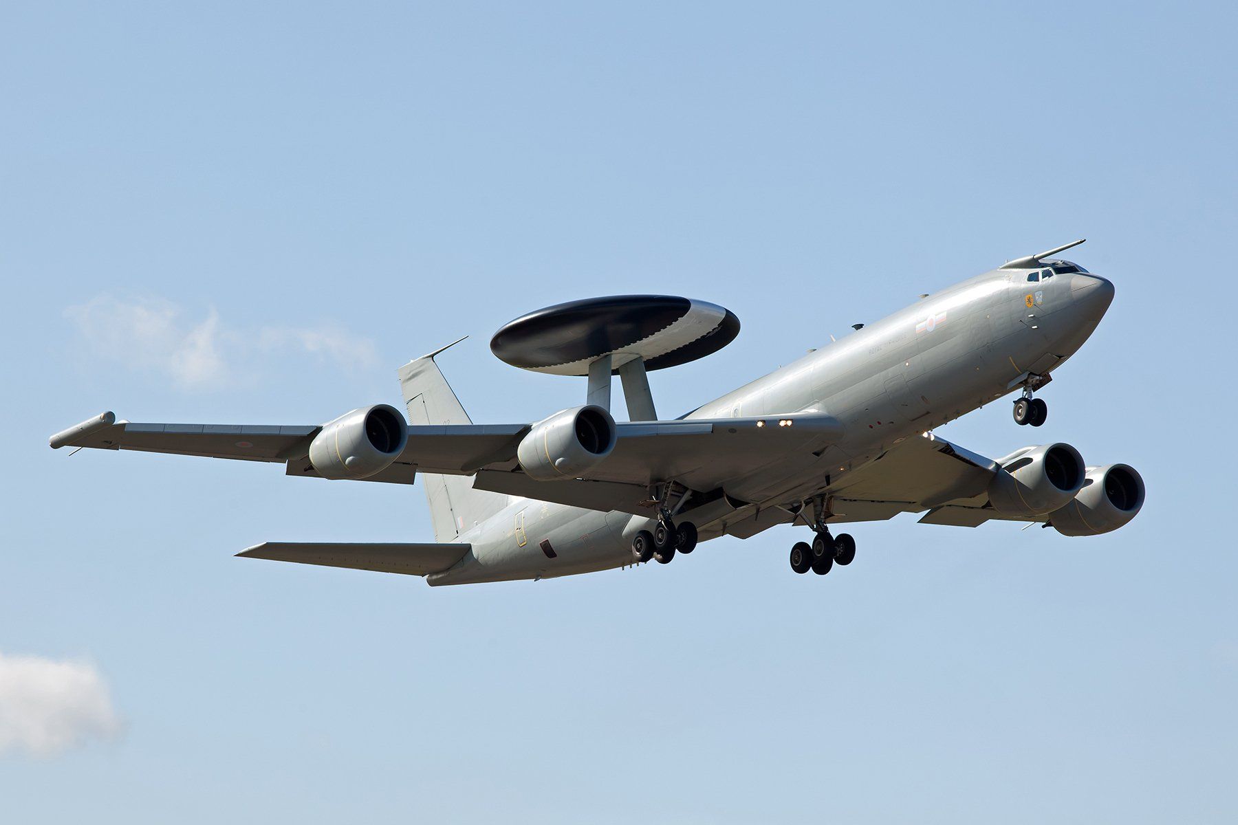 a boeing awacs sentry aircraft