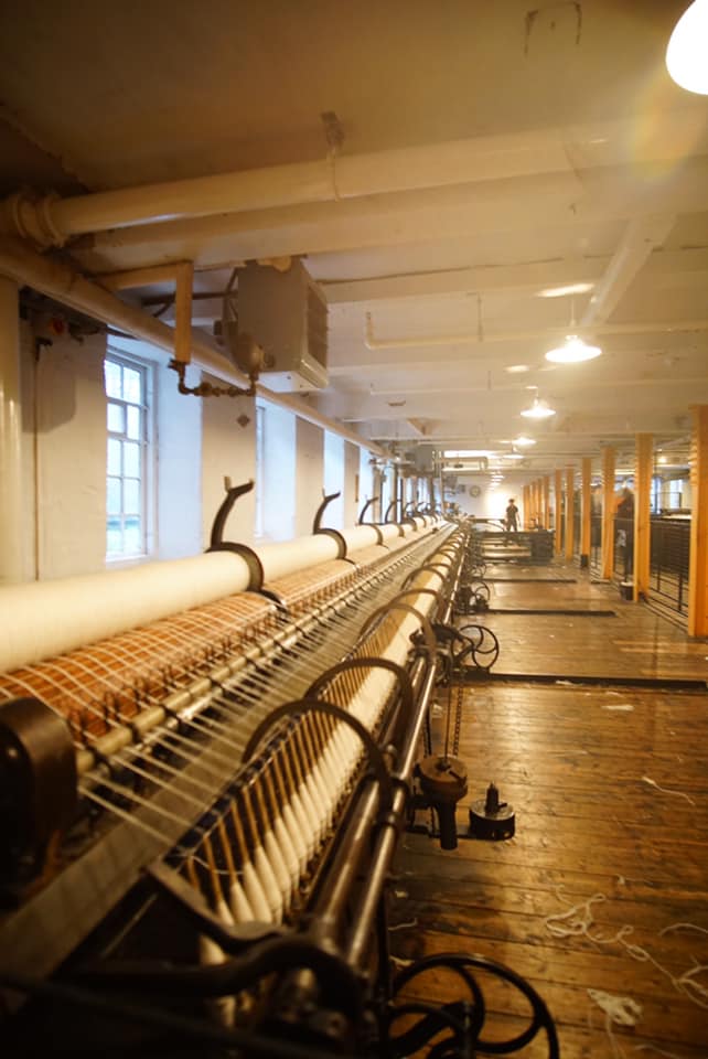 spinning mule at quarry bank  cotton mill