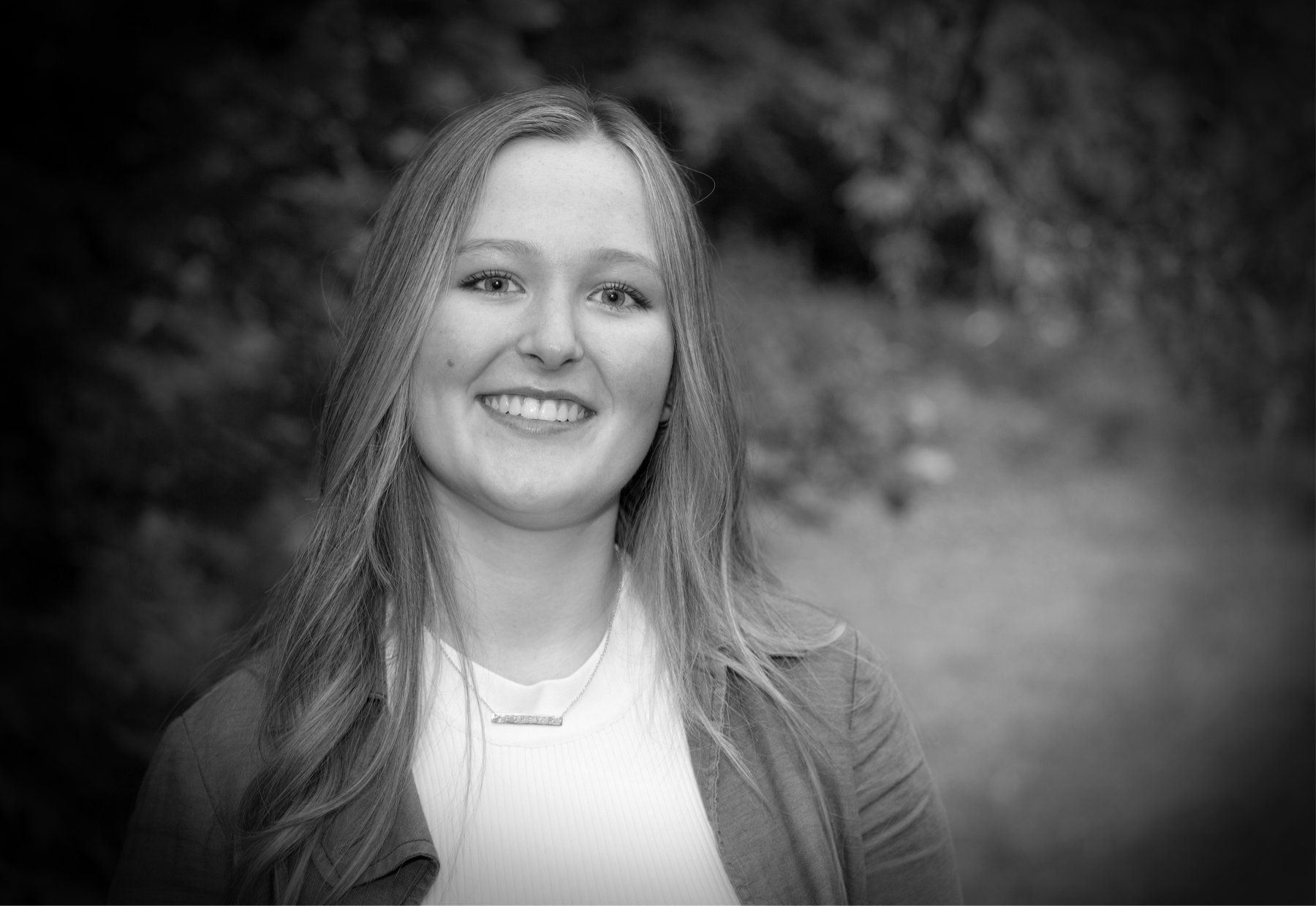 Alicia, by Paul Malley a monochrome portrait of a young lady