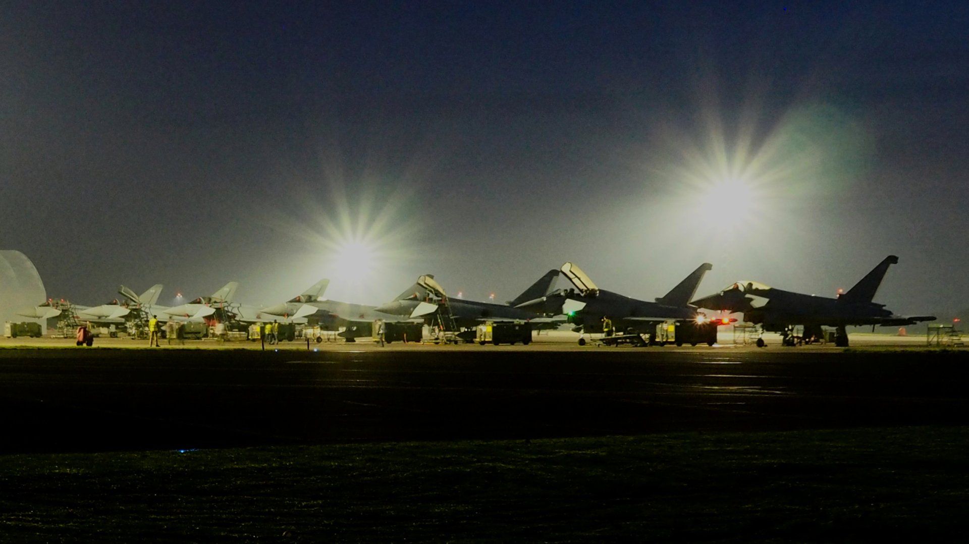 typhoon aircraft at raf coningsby