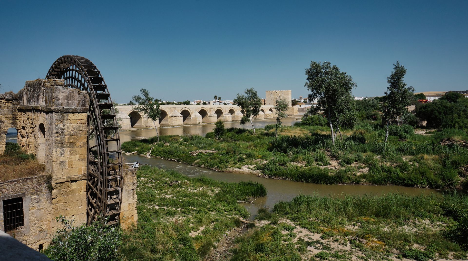 A view of the bridge at Cordoba, Spain