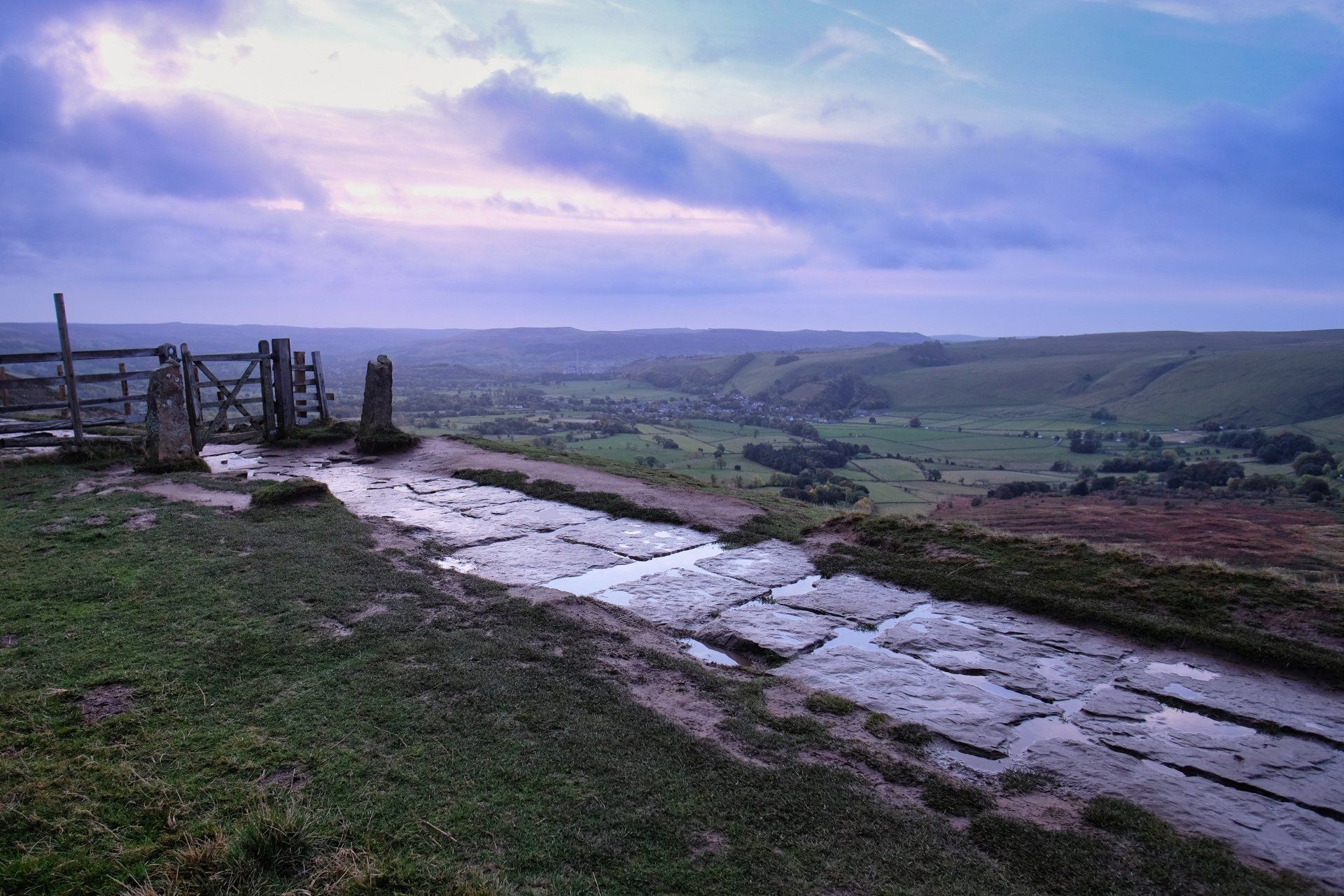 sunrise viewed from mam tor