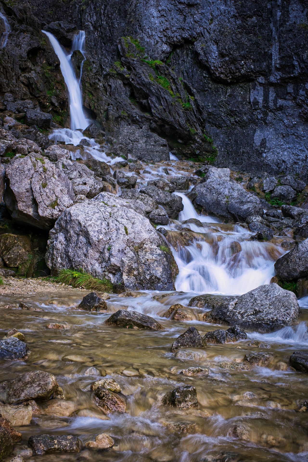 Gordale Beck waterfall by Derek Smith the waterfall at Gordale Scar in the Yorkshire Dales