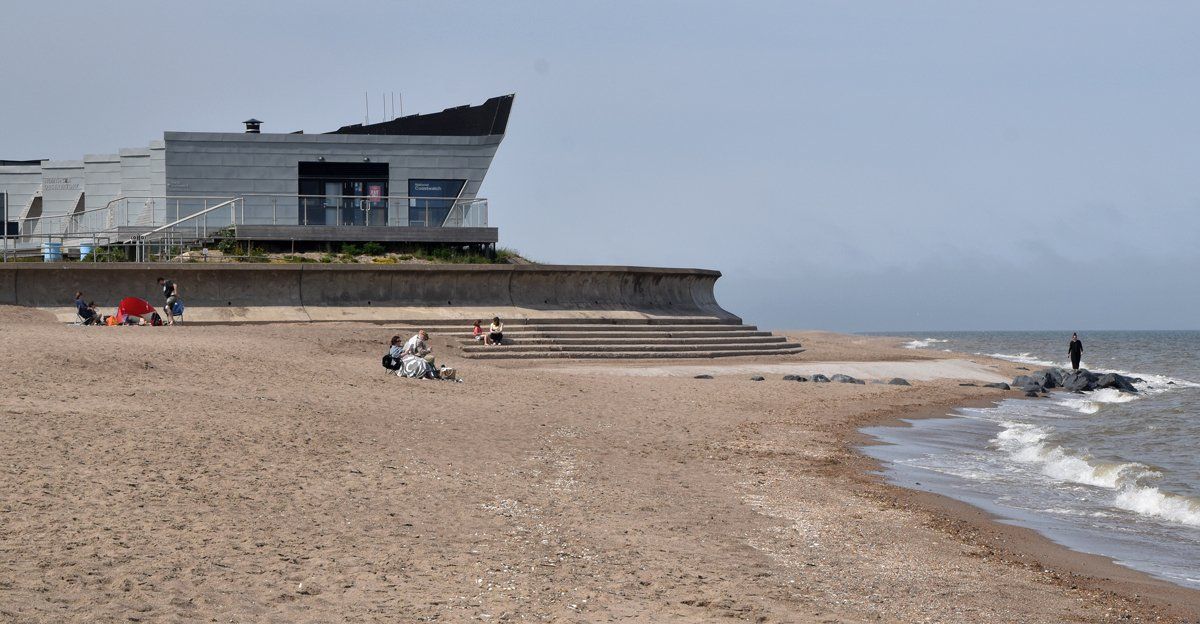 lockdown beach scene