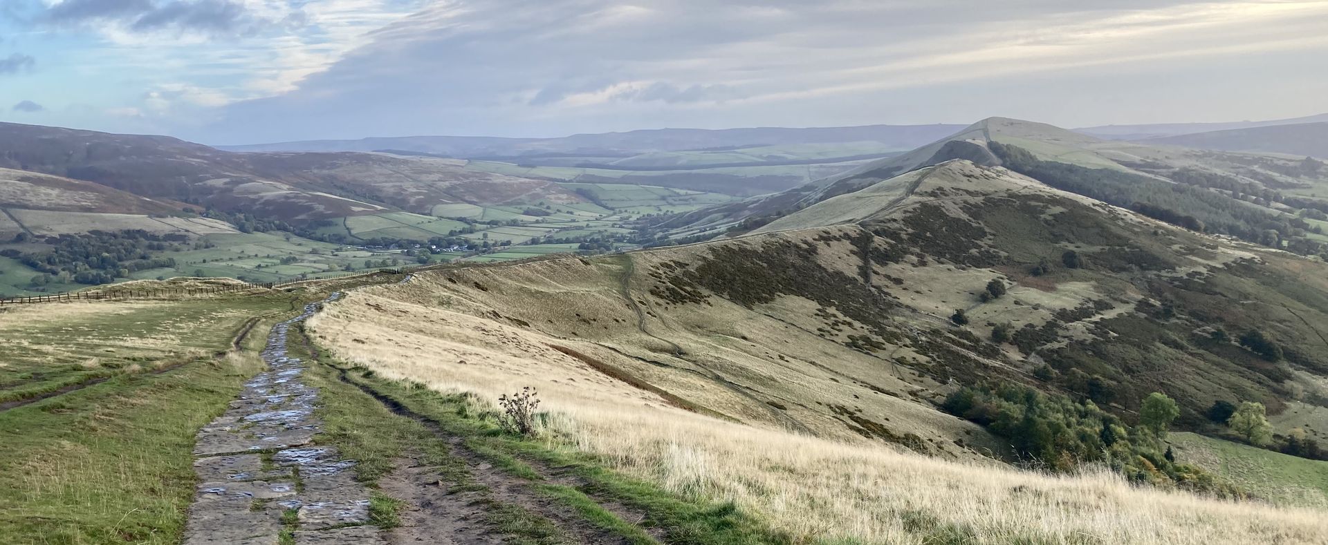Photo of Mam Tor by Derek Smith Landscape view of Mam Tor ridge