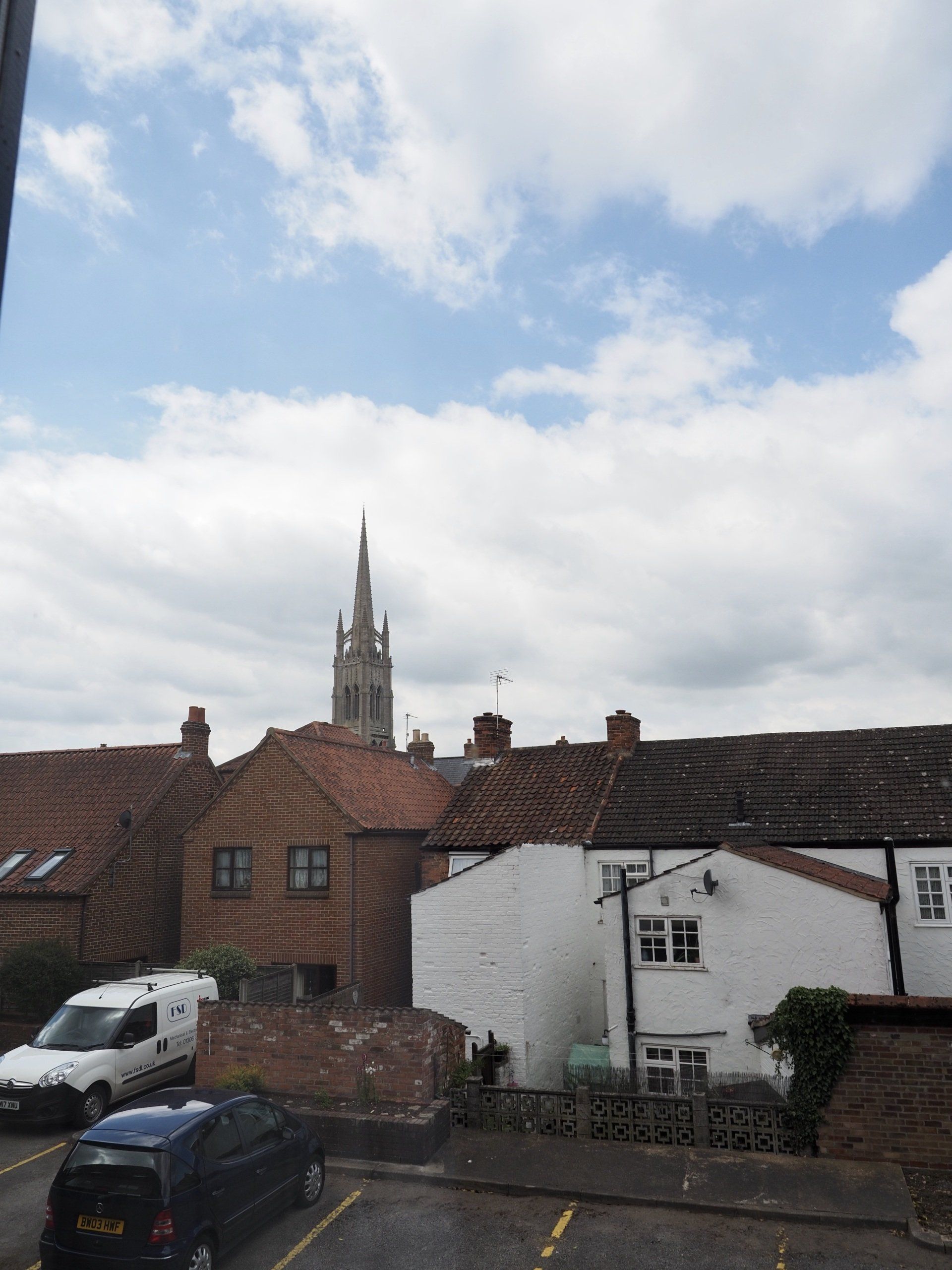 saint james church, louth