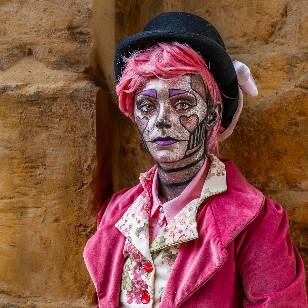 a face painted clown
