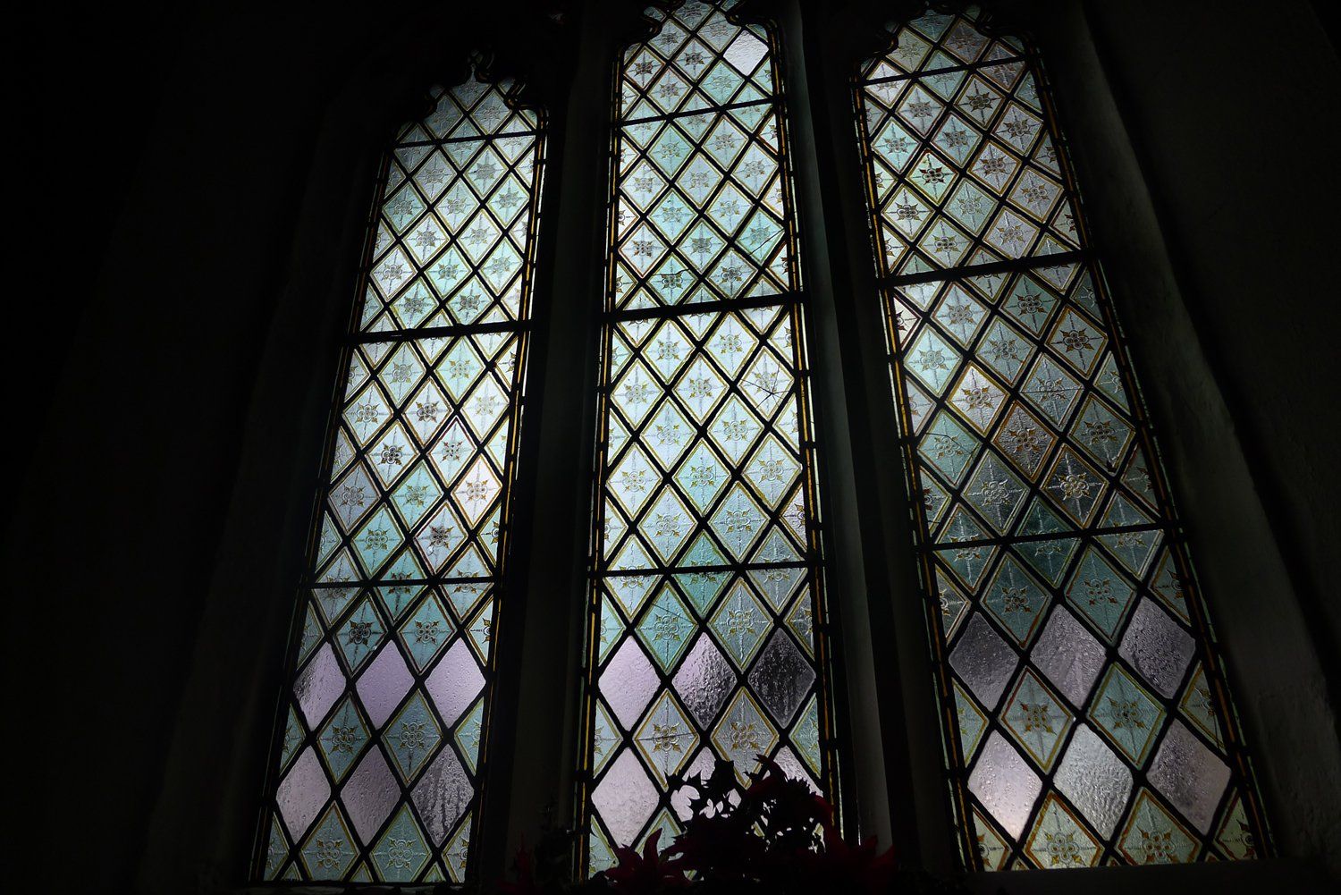 south elkington church window