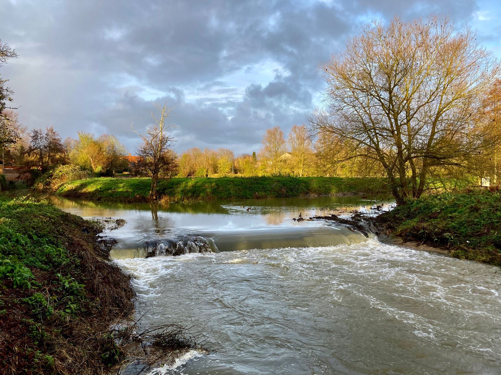 a view of a weir on the River Bain, Horncastle