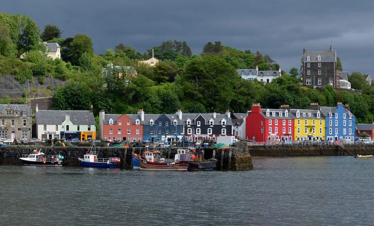 Tobermory by Graham Harrison a view of the Tobermory sea front