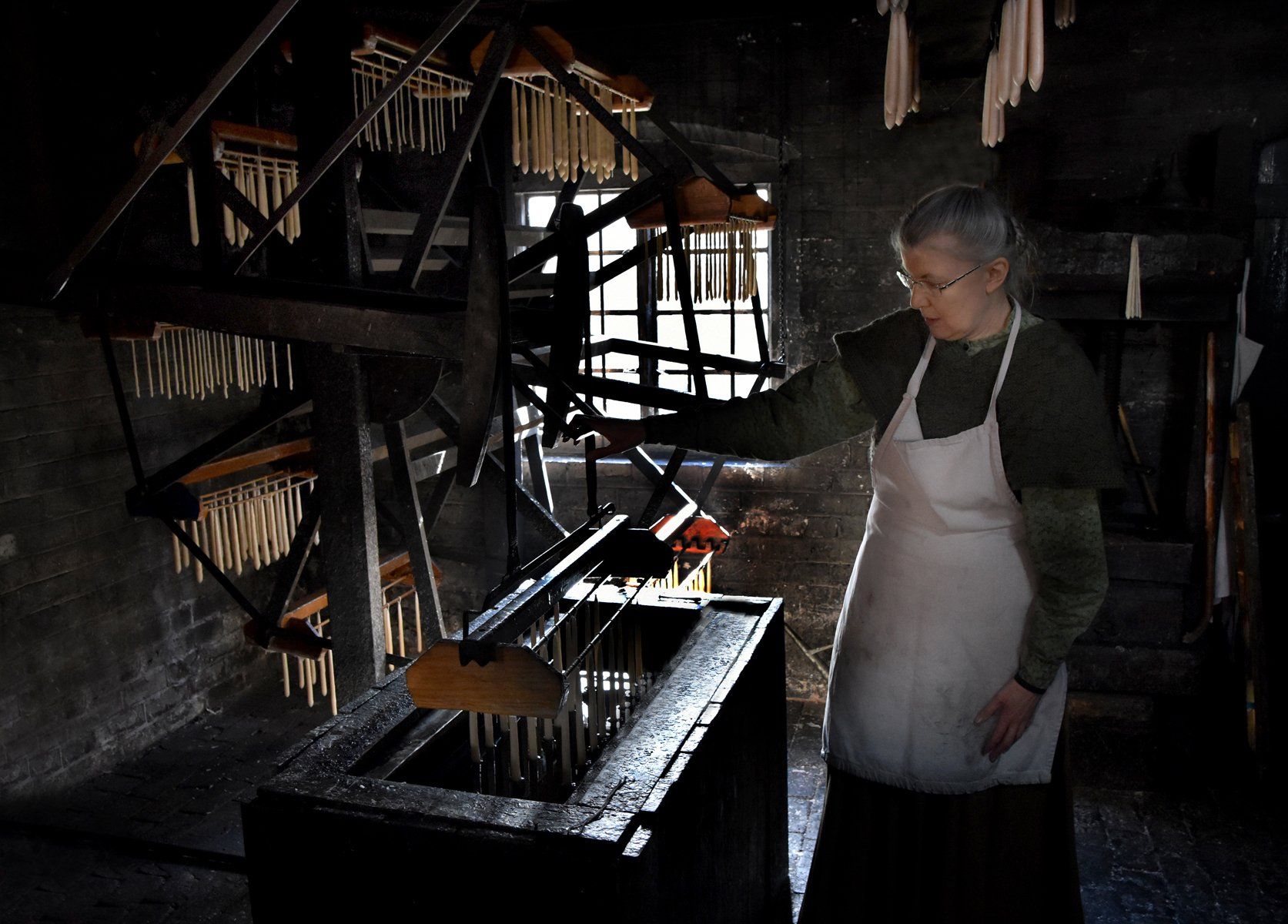 a racing motorbike at cadwell park
