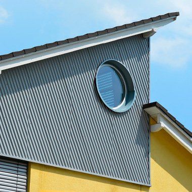 Hausfassaden aus Blech