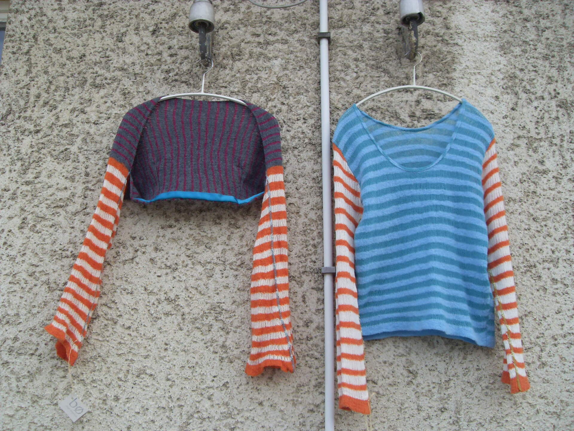 Handgefertigte Mode, nachhaltige Wolle, Mode aus kbT, GOTS-zertifizierte Wolle, Modeatelier Tübingen