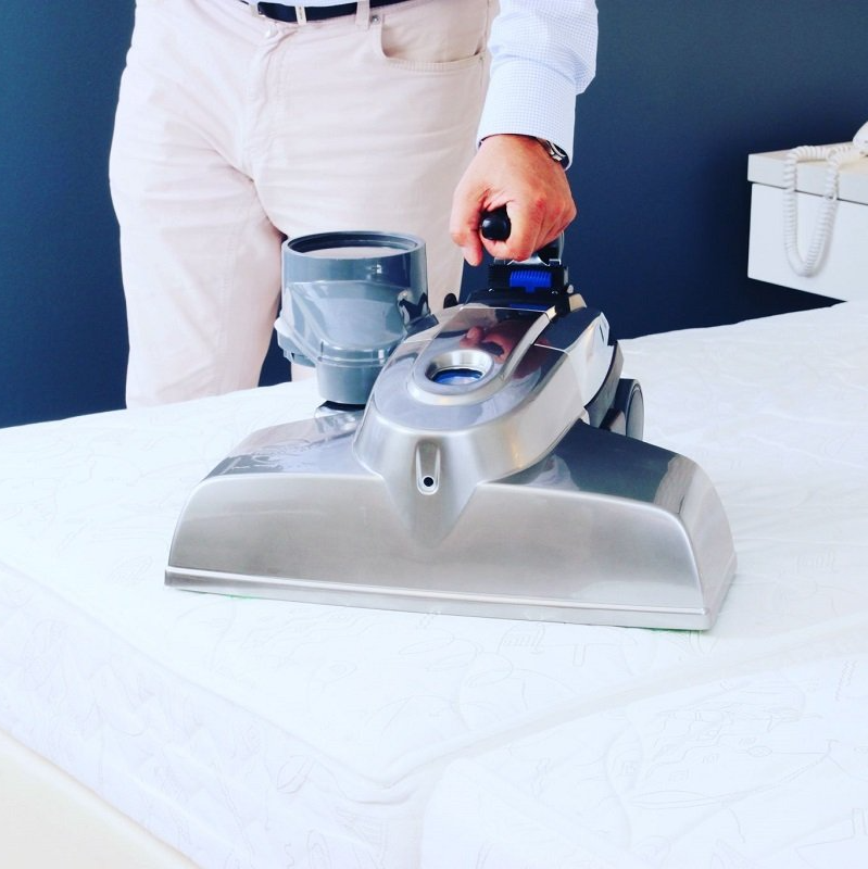 UV-C-Technologie von MattPro® tötet 99,99 % der Keime auf der Matratzenoberfläche ab.