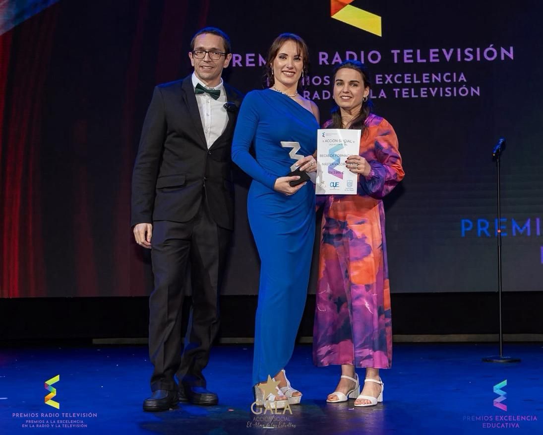 Academia de Extremadura recibe en Madrid el Premio a la Excelencia Educativa.