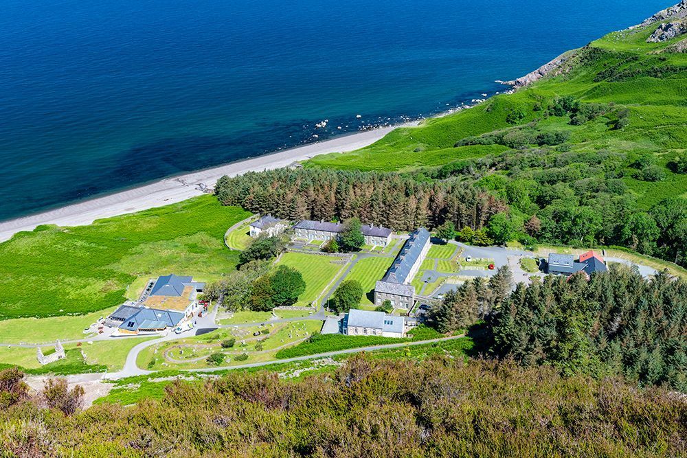 Nant Gwrtheyrn coastal wedding venue