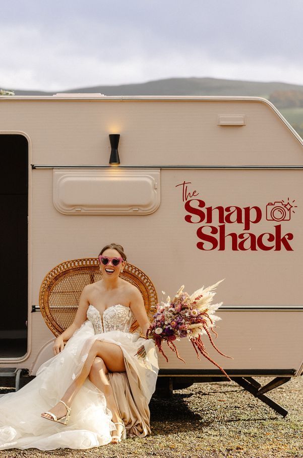 The Snap Shack – photobooth caravan