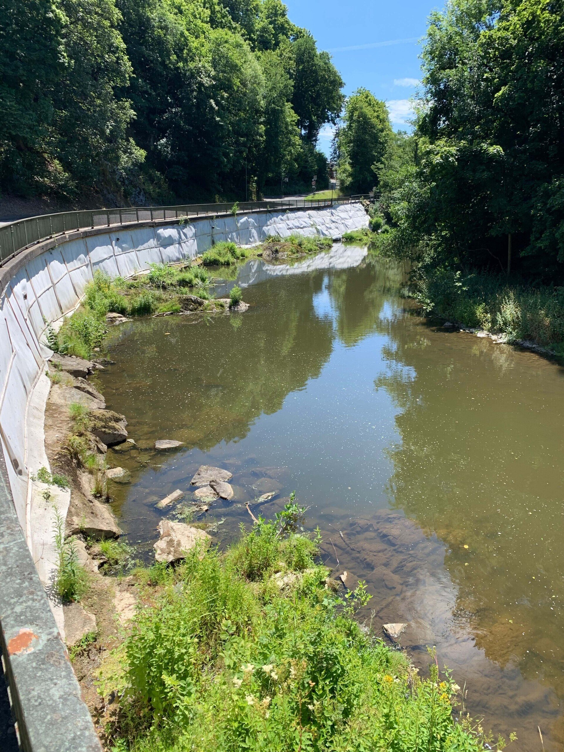 Stüzmauer aus dem Jahr 1910