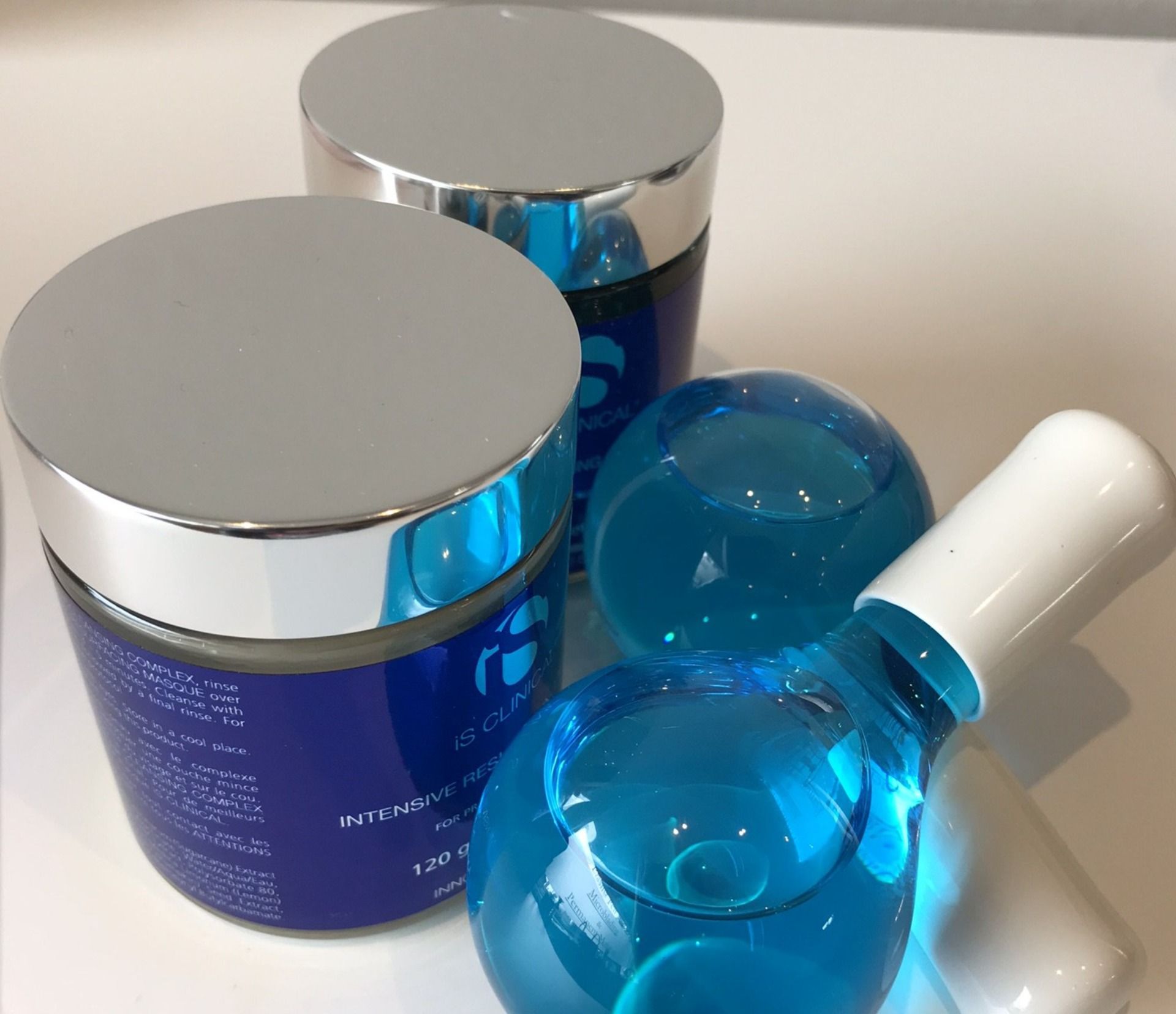 Produkte von Is-Clinical Fire & Ice Masken