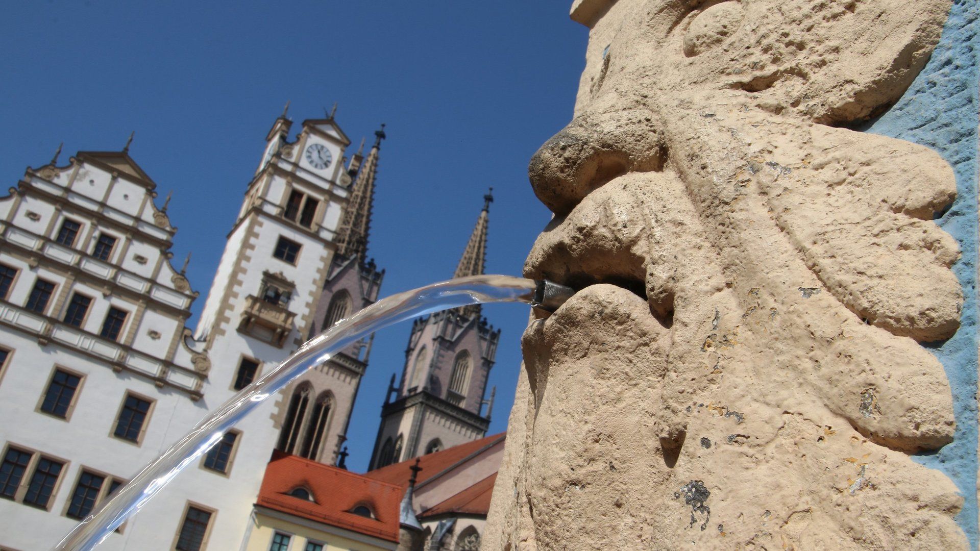 Brunnen, Oschatz, Rathaus