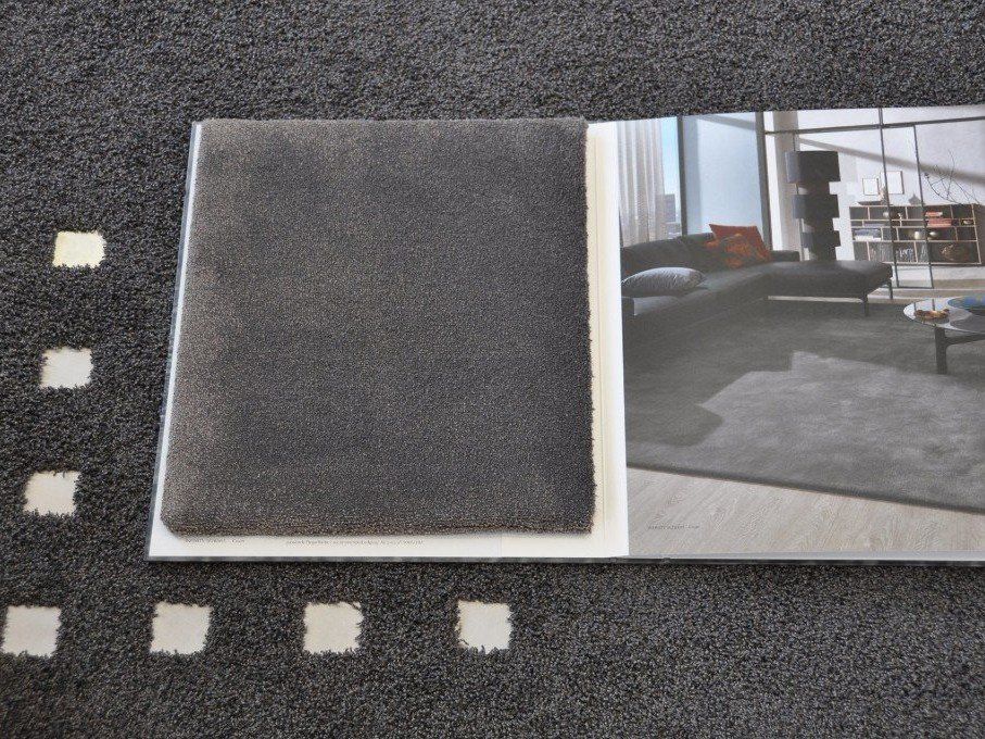 Abbildung eines Teppichbeispiel mit Teppichbuch